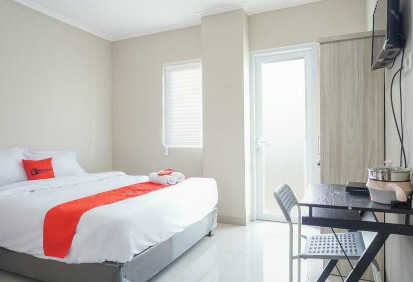 Номер Стандарт, Residences By Reddoorz Near Mt Haryono