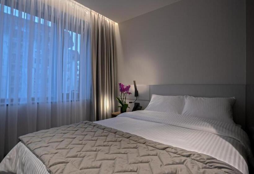 اتاق استاندارد یک نفره, Mona Plaza