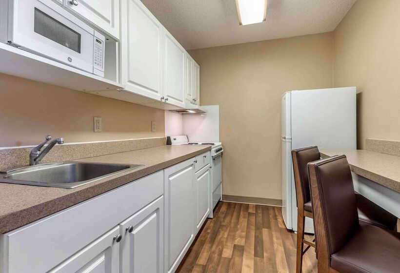 带双人床的标准工作室, Extended Stay America Suites  Fort Worth  Fossil Creek