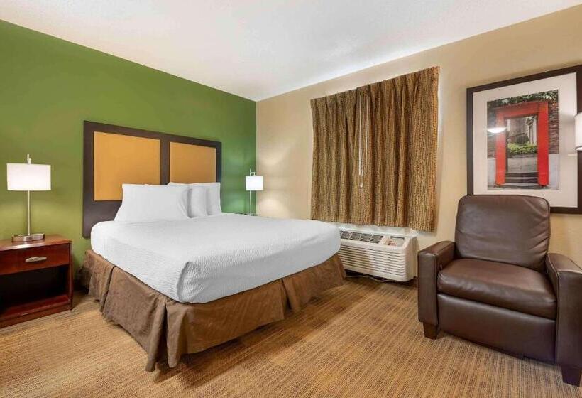 Студия Стандарт, Extended Stay America Suites  Indianapolis  Northwest  College Park