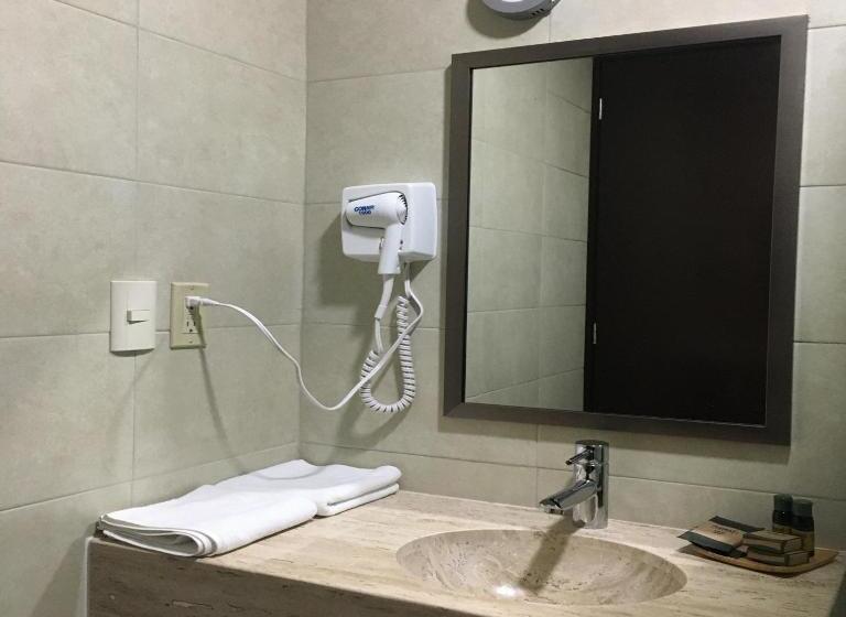 4인용 스탠다드 룸, Harbour Inn   Veracruz