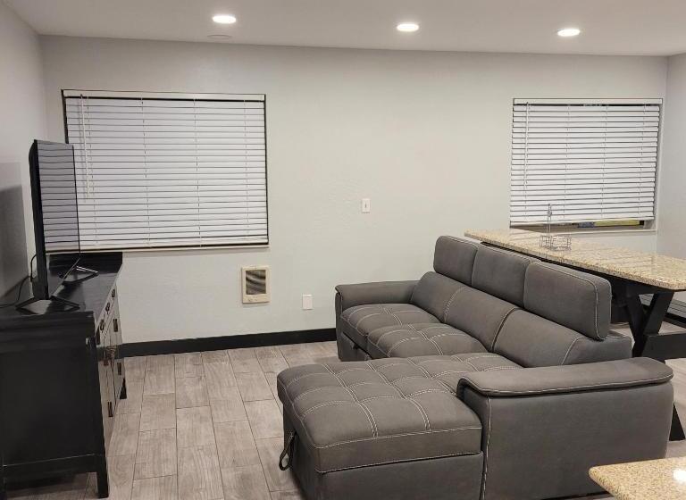 Family Suite, Pinetop Studio Suites