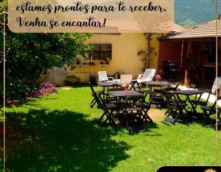 Quarto Quadruple Standart Vista Jardim, Hospedagem Maria Joana