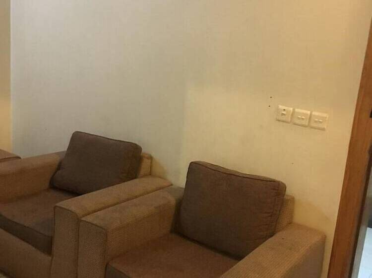 آپارتمان 2 خوابه, Almakan Suites 111