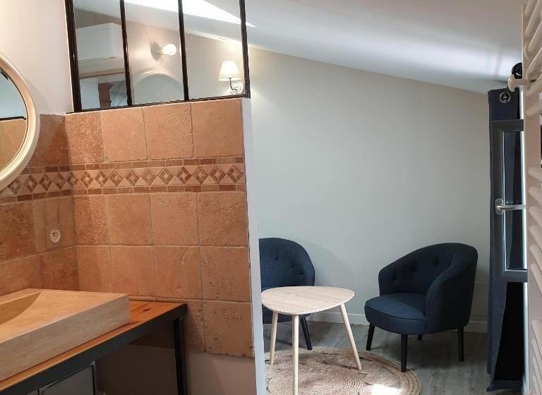 Standard room with outdoor bath, Mas De Reilhanette