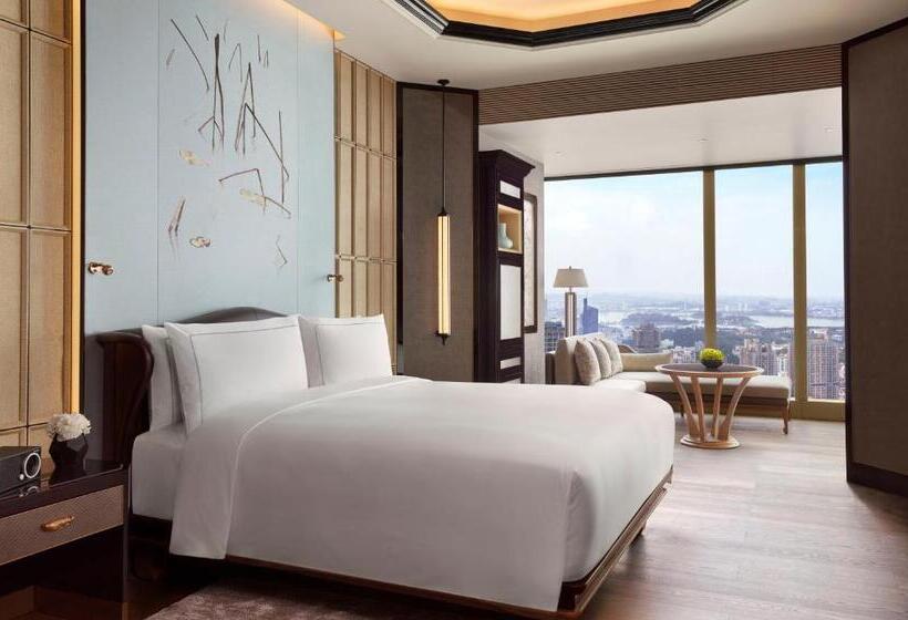 اتاق لوکس با تخت بزرگ, The Ritzcarlton, Nanjing