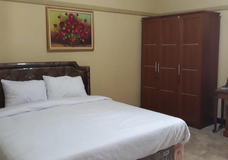 اتاق استاندارد, Transit 1 Makassar Redpartner
