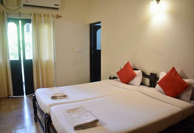 اتاق استاندارد, La Petite Guest House