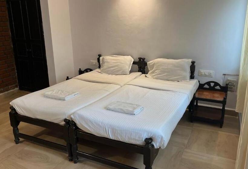 اتاق استاندارد, La Petite Guest House