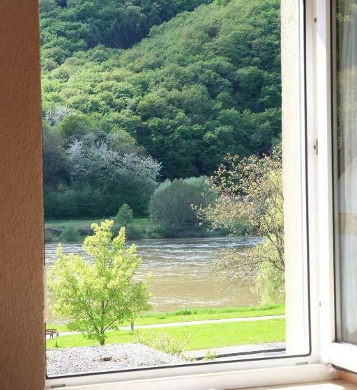 Номер Стандарт, Ferienweingut Serwaziwein