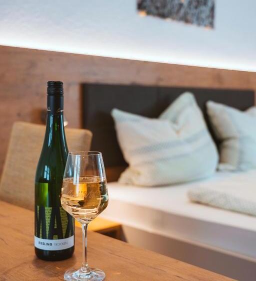 Номер Стандарт, Ferienweingut Serwaziwein