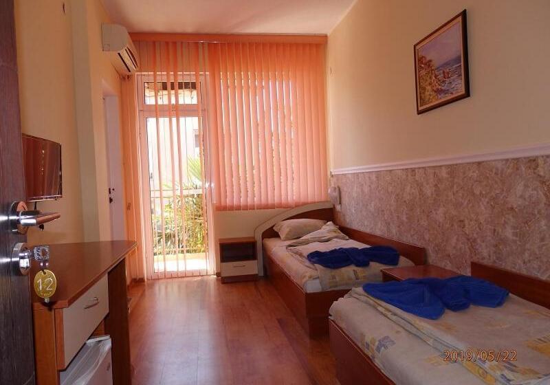 Номер Стандарт с Балконом, Guest House Napoli
