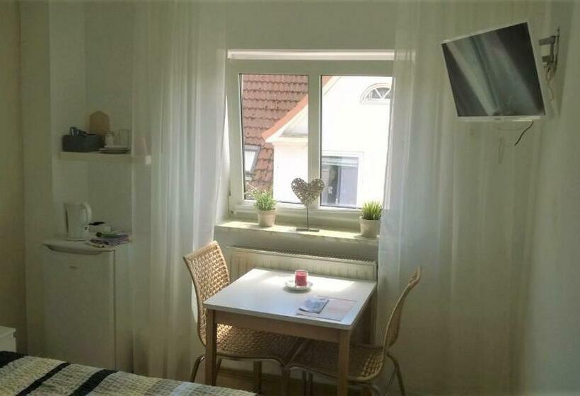 Стандартный Номер Кровать Кинг, Rooming24, Kleine Pension