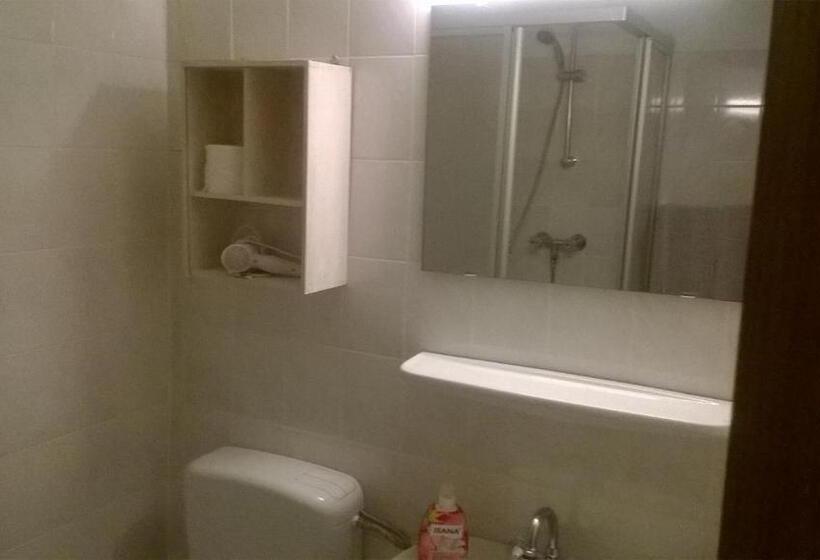 Номер Стандарт, Rooming24, Kleine Pension