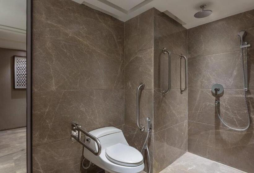 اتاق لوکس با تخت بزرگ, Courtyard By Marriott Amritsar