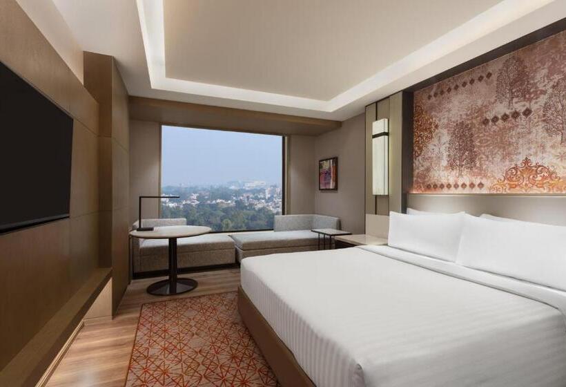 اتاق لوکس با تخت بزرگ, Courtyard By Marriott Amritsar