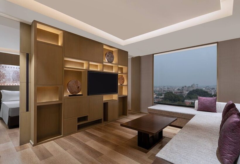 سوییت, Courtyard By Marriott Amritsar