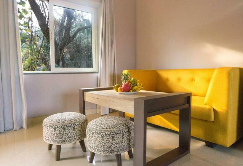 اتاق لوکس با تخت بزرگ, Passions De Goa