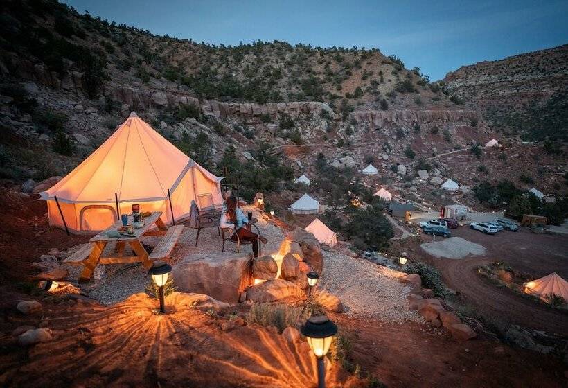 Deluxe Tent, Zion Glamping Adventures