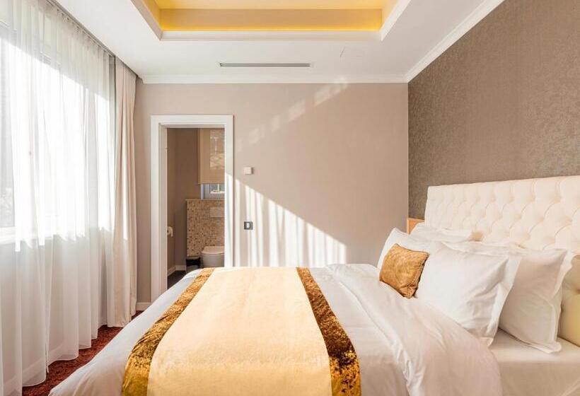 اتاق لوکس, Pergola Boutique