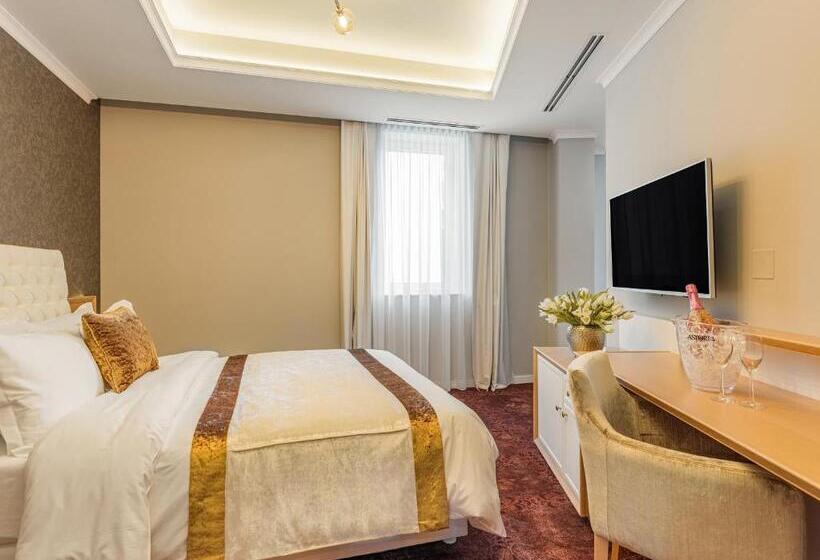 اتاق لوکس, Pergola Boutique