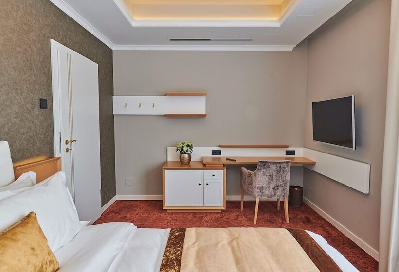اتاق لوکس, Pergola Boutique