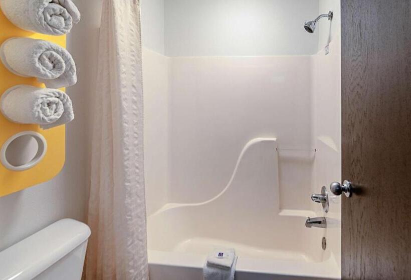 Номер Deluxe, Motel 6lebanon, In
