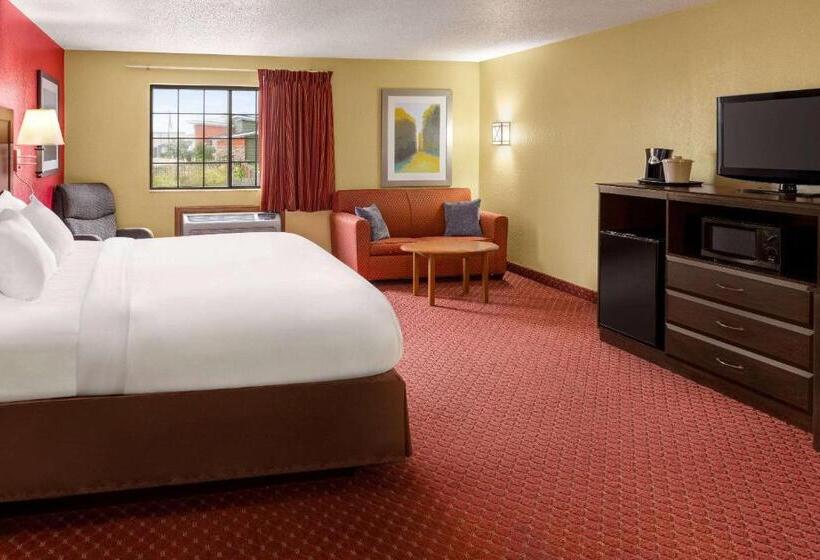استودیو استاندارد با تخت کینگ, Baymont By Wyndham Cedar Rapids