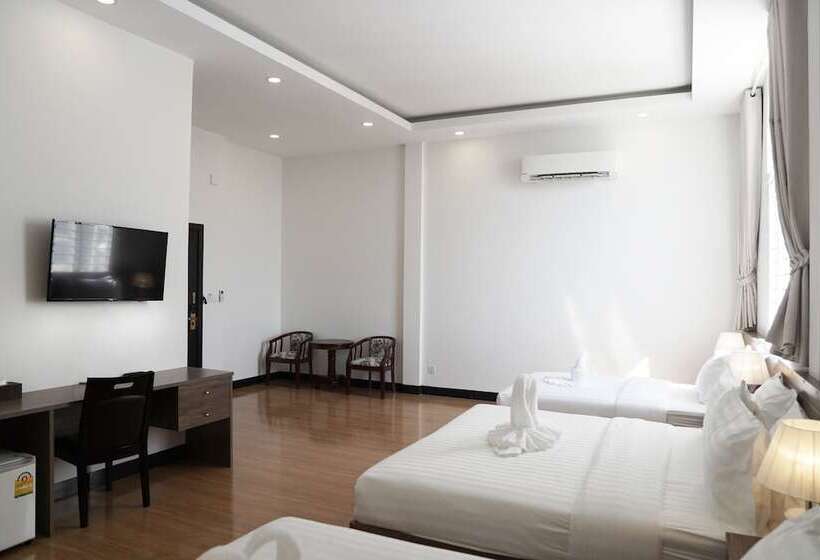 اتاق لوکس سه تخته, Apple Hotel Three   Near Pnh Airport