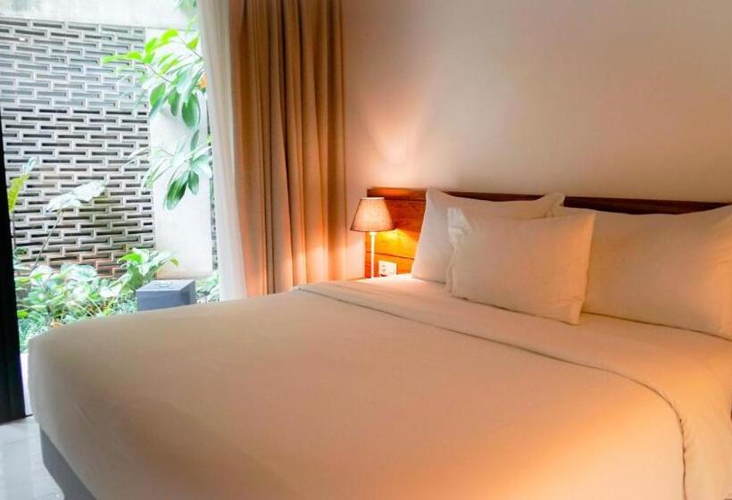 Deluxe Suite King Bed, Nagomi Suites &