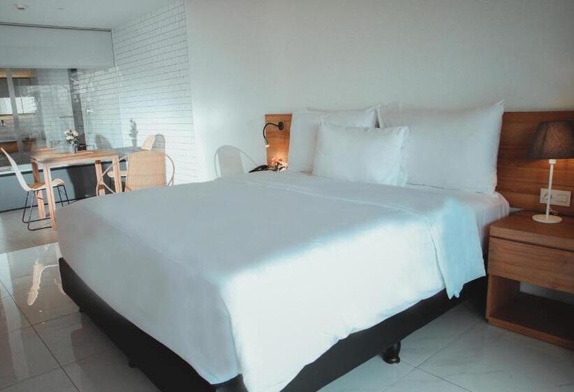 سوییت اجرایی, Nagomi Suites &
