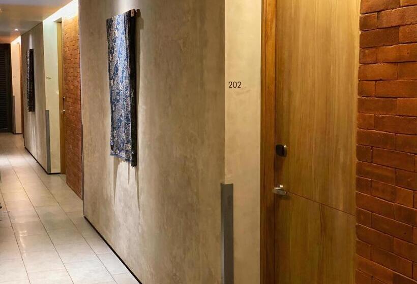 سوییت اجرایی, Nagomi Suites &