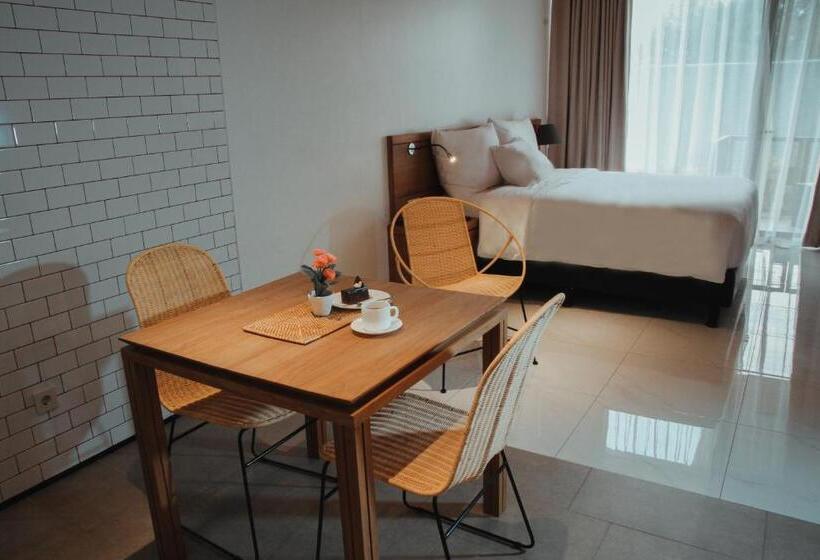 سوییت اجرایی, Nagomi Suites &