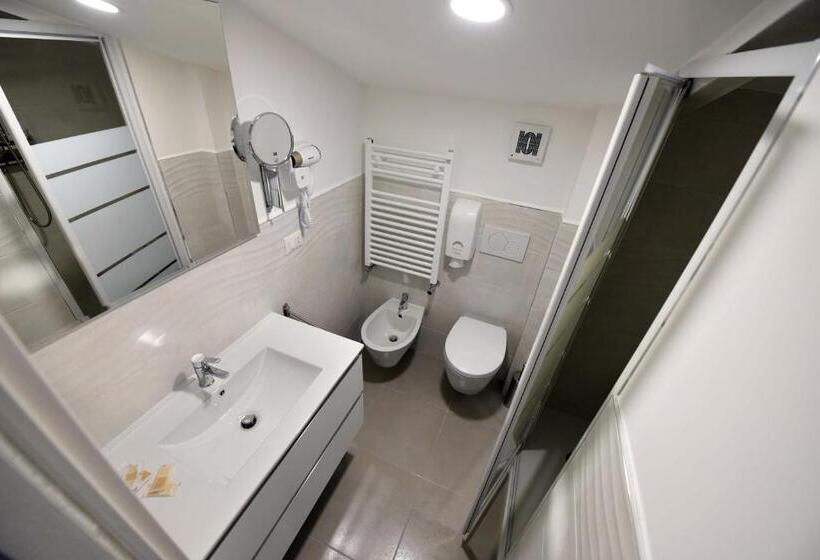 سوییت خانوادگی, Vista Sui Sassi Guest House