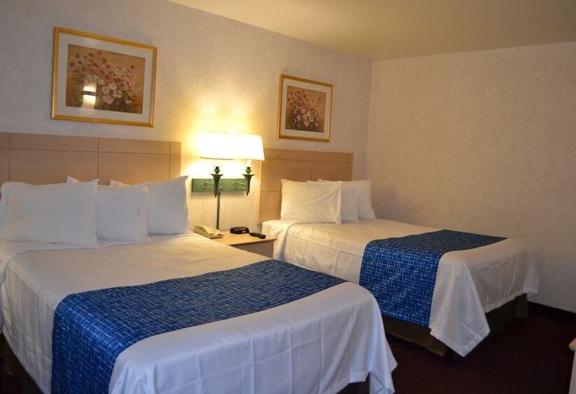 스탠다드 룸 더블 침대 2개, Travelodge By Wyndham Niagara Falls   New York