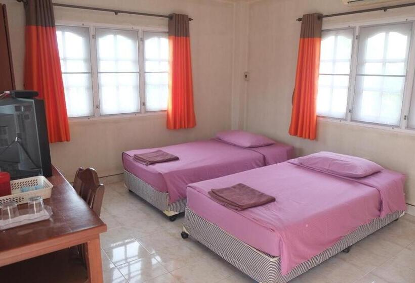 اتاق لوکس, Baan Chom Chan Resort