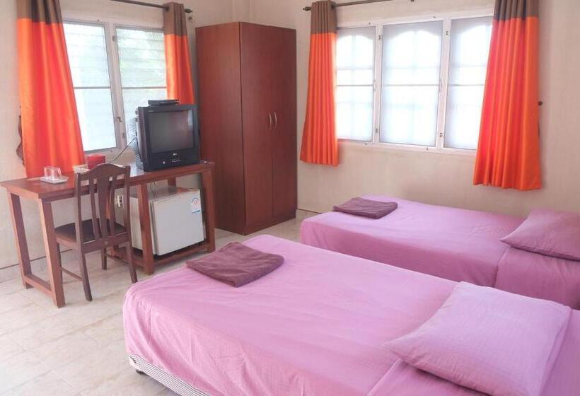 اتاق لوکس, Baan Chom Chan Resort