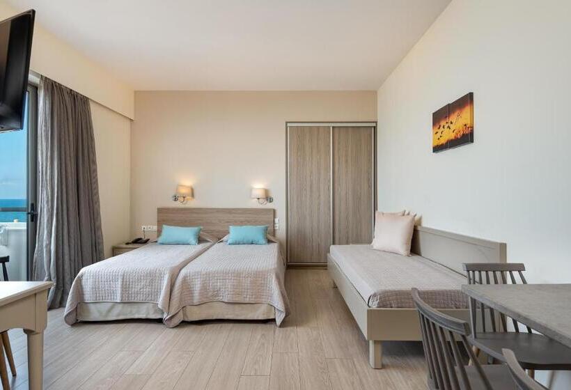 استودیوی استاندارد با چشم‌انداز دریا, Icarus Apartments