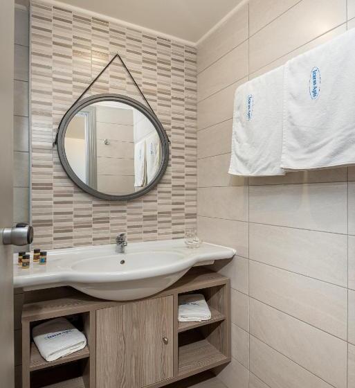 آپارتمان 1 خوابه با چشم‌انداز دریا, Icarus Apartments