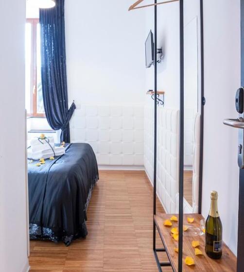 اتاق اکونومی, Ostiense Suites