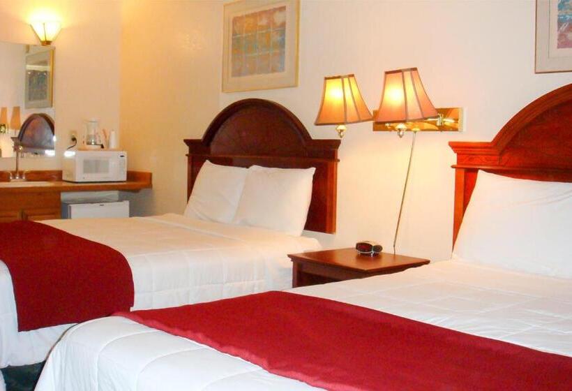 Номер Стандарт, Village Inn & Suites Marysville