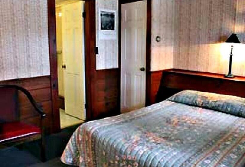 Номер Стандарт Двуспальная Кровать, White Trellis Motel