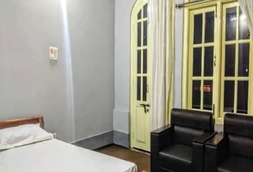 Номер Deluxe, Goroomgo Polo Imphal
