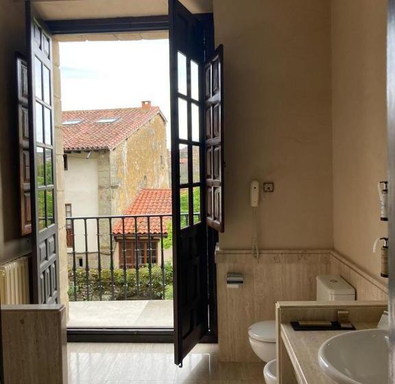 スタンダードルーム, Parador De Santillana Gil Blas