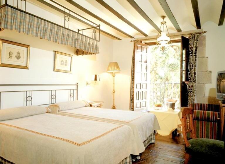 スタンダードルーム, Parador De Santillana Gil Blas