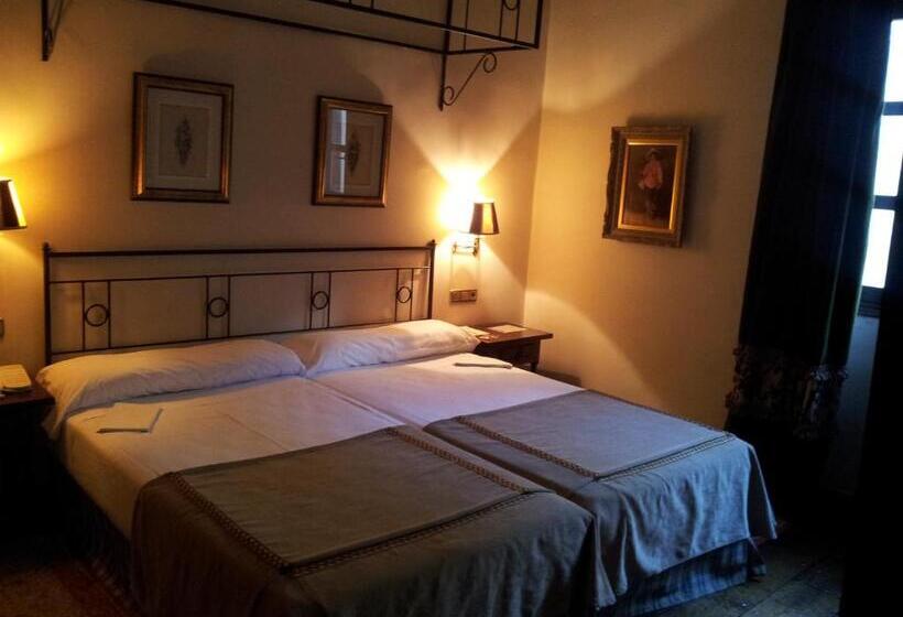 ジュニアスイート, Parador De Santillana Gil Blas