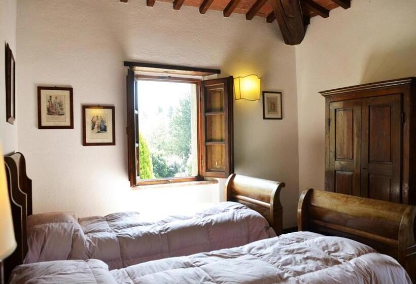 ویلای یک اتاق خوابه با استخر شنا, Residence Il Casale