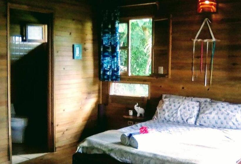 اتاق لوکس با چشم‌انداز دریا, Soul Fire Casitas