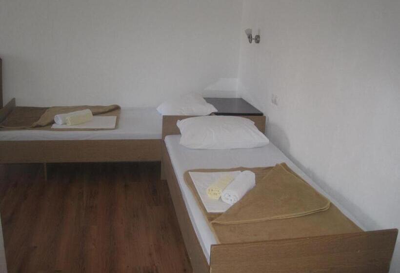 اتاق استاندارد با بالکن, Rooms Ivan Popić