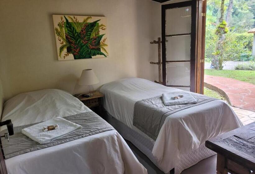 スタンダード４人部屋, Gamboa Eco Refugio Pousada